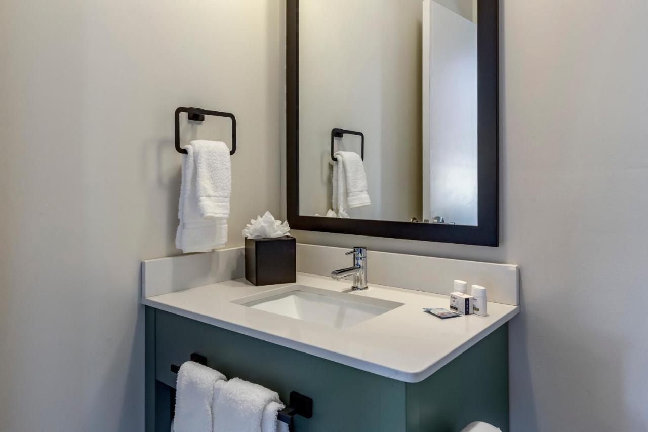 Inn At Blackstone Extérieur photo